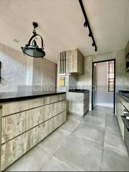 3 Bed Condo for Sale in  Eastwood Centre - Image 3